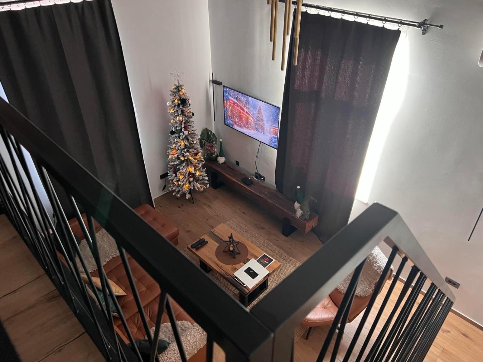 אוסילק Apartman Saturn מראה חיצוני תמונה